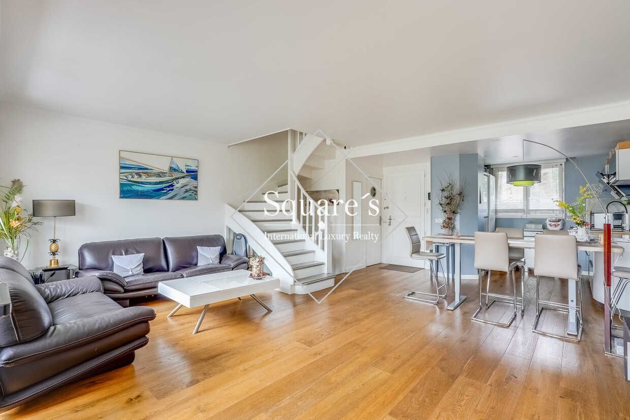 house 7 Rooms for sale on Neuilly-sur-Seine (92200)