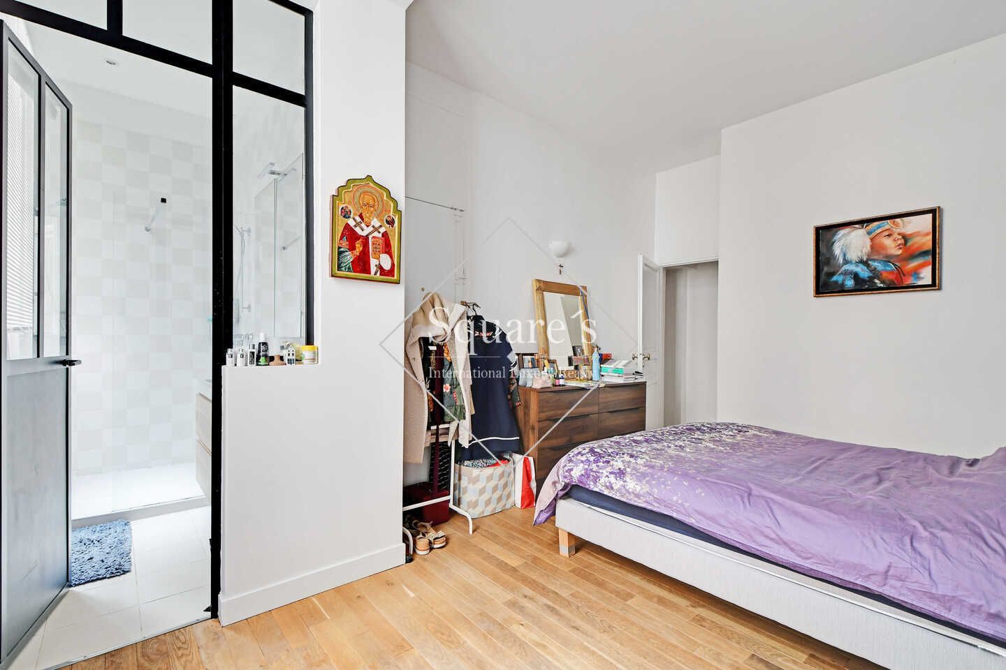 apartment 6 Rooms for sale on Paris 9ème (75009)