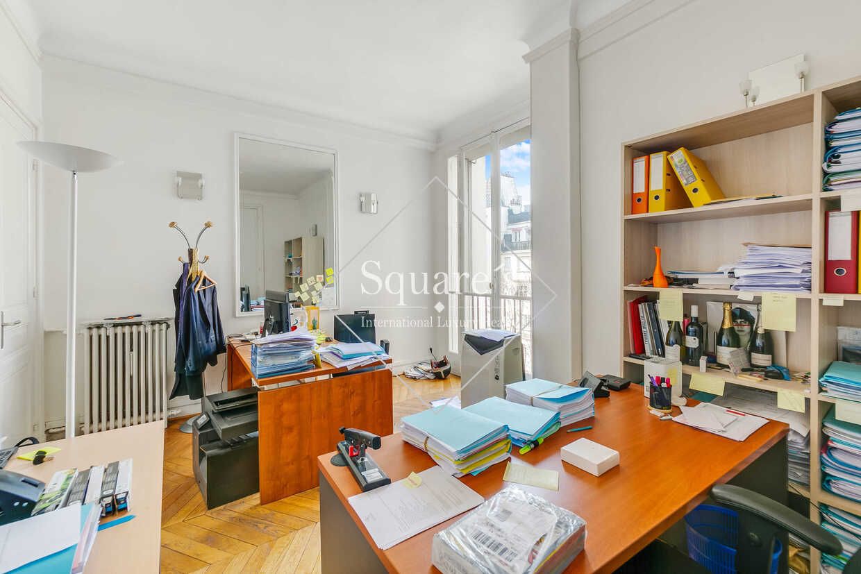 apartment 5 Rooms for sale on Paris 16ème (75016)
