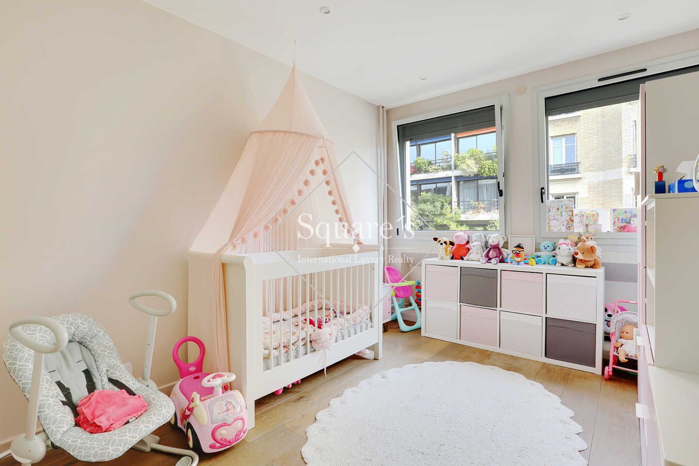 apartment 5 Rooms for sale on Boulogne (92100)