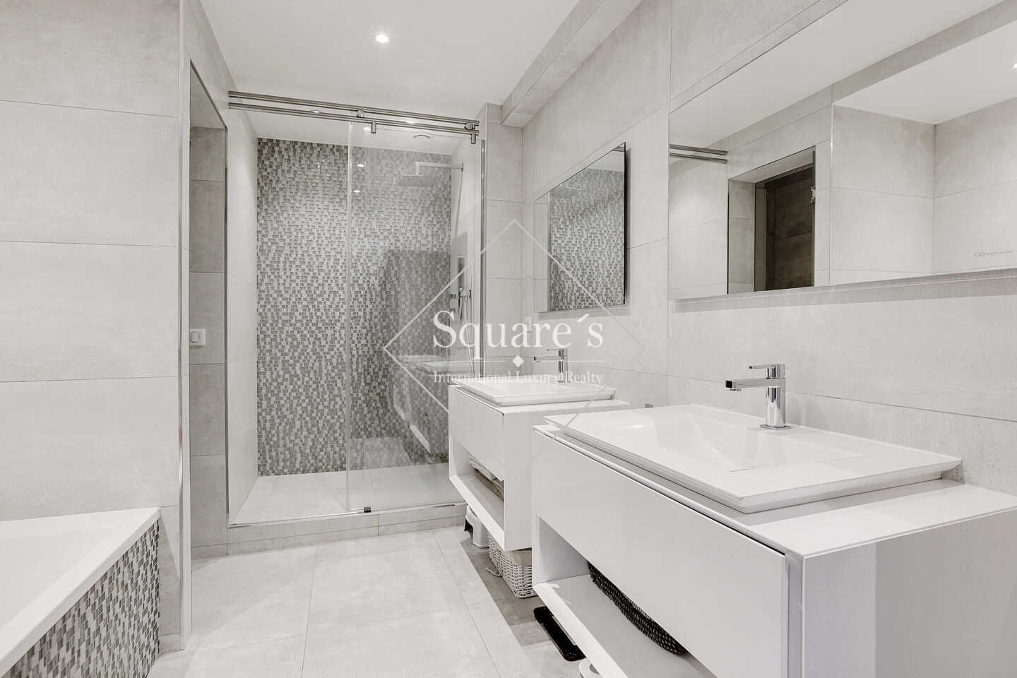 apartment 5 Rooms for sale on Boulogne (92100)