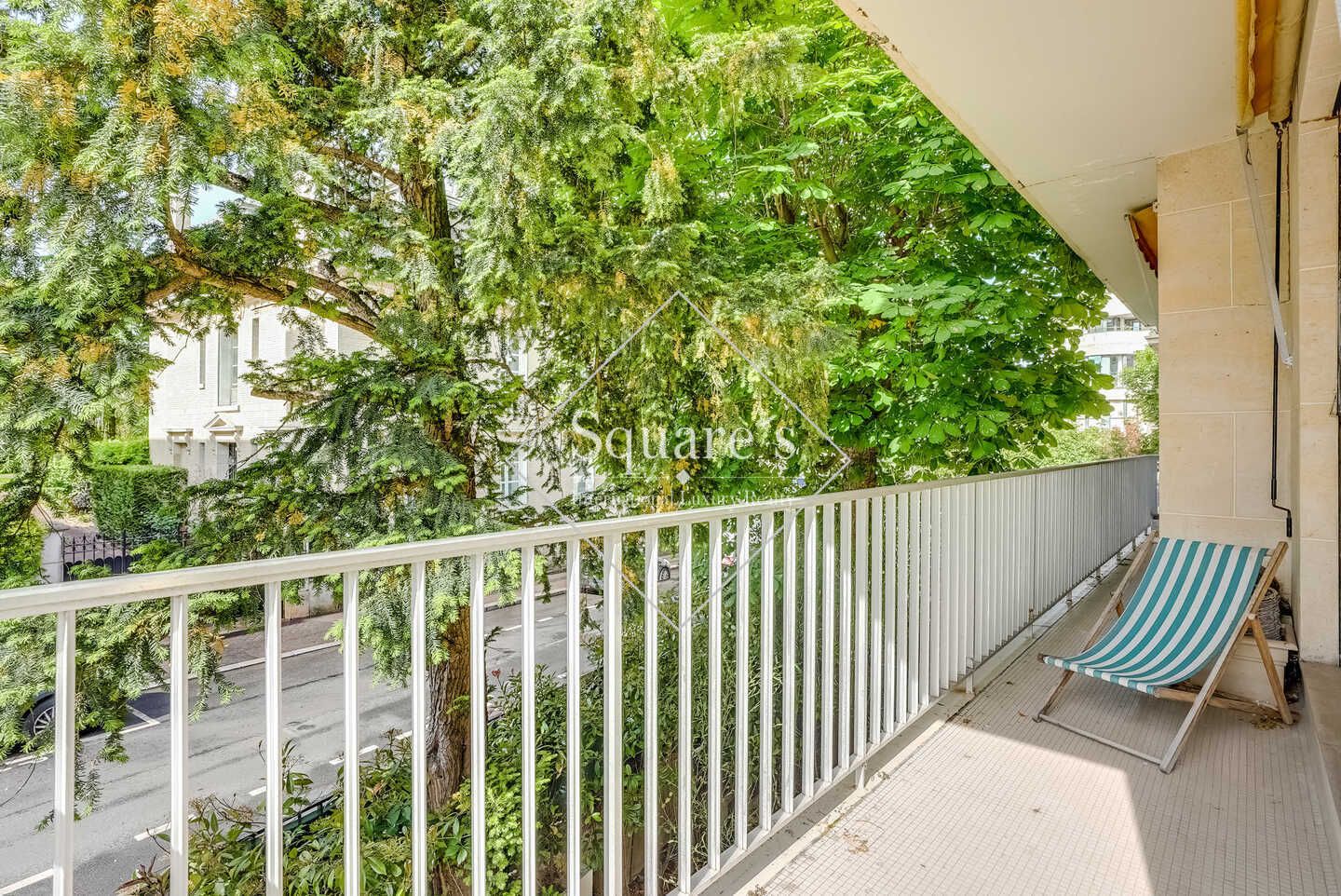 apartment 7 Rooms for sale on Neuilly-sur-Seine (92200)