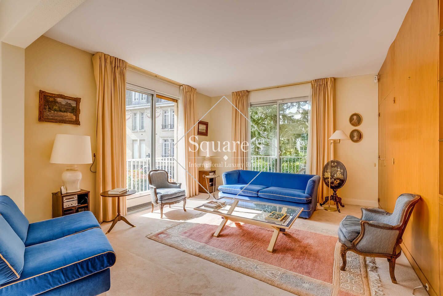 apartment 7 Rooms for sale on Neuilly-sur-Seine (92200)