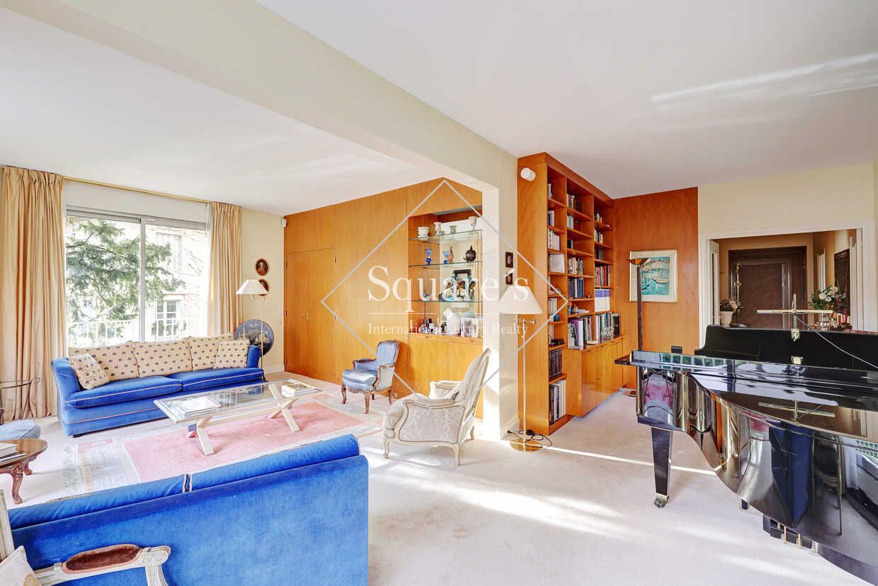 apartment 7 Rooms for sale on Neuilly-sur-Seine (92200)