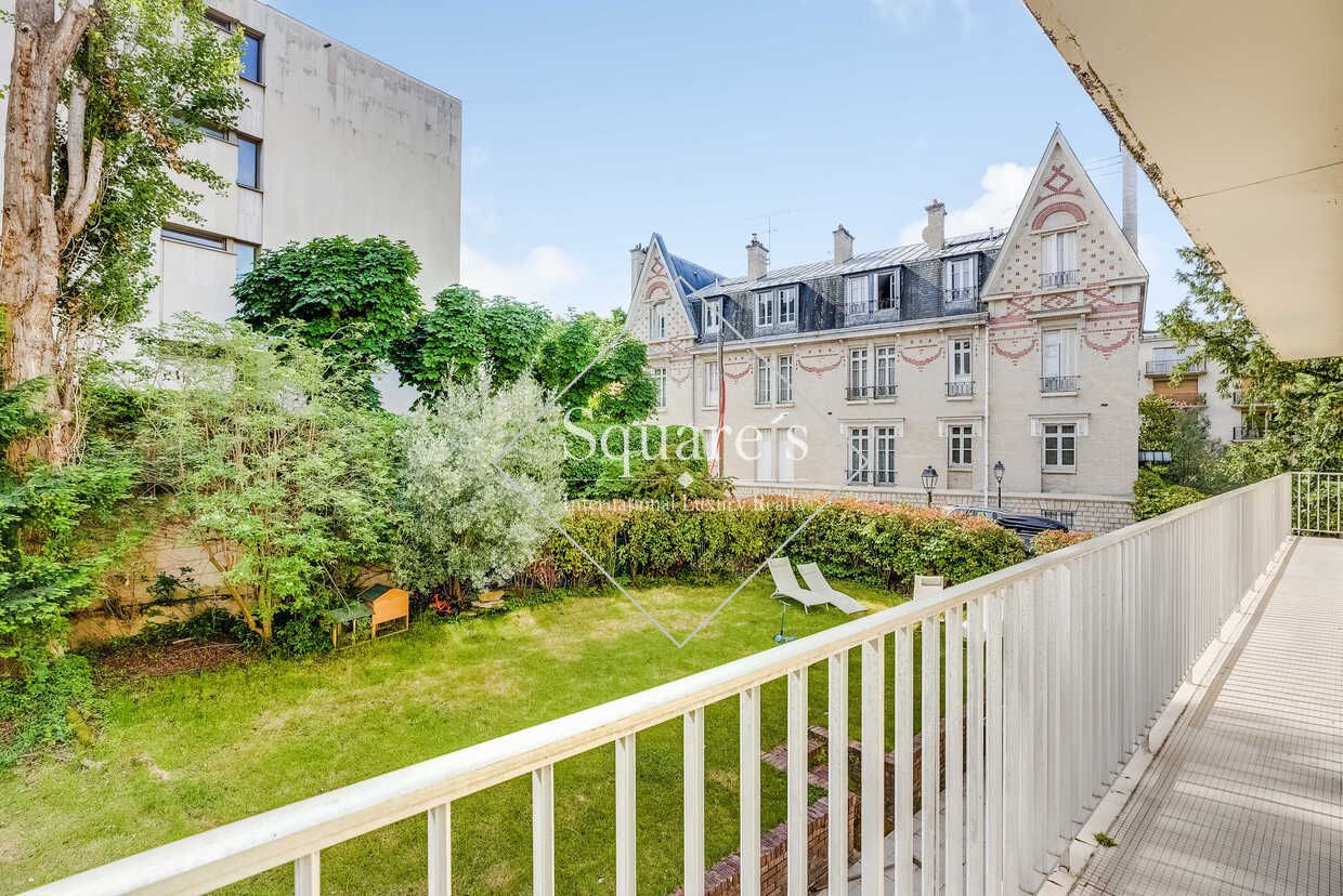 apartment 7 Rooms for sale on Neuilly-sur-Seine (92200)