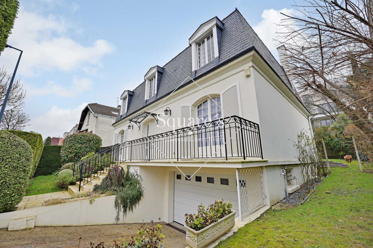 house 7 Rooms for sale on Vanves (92222)