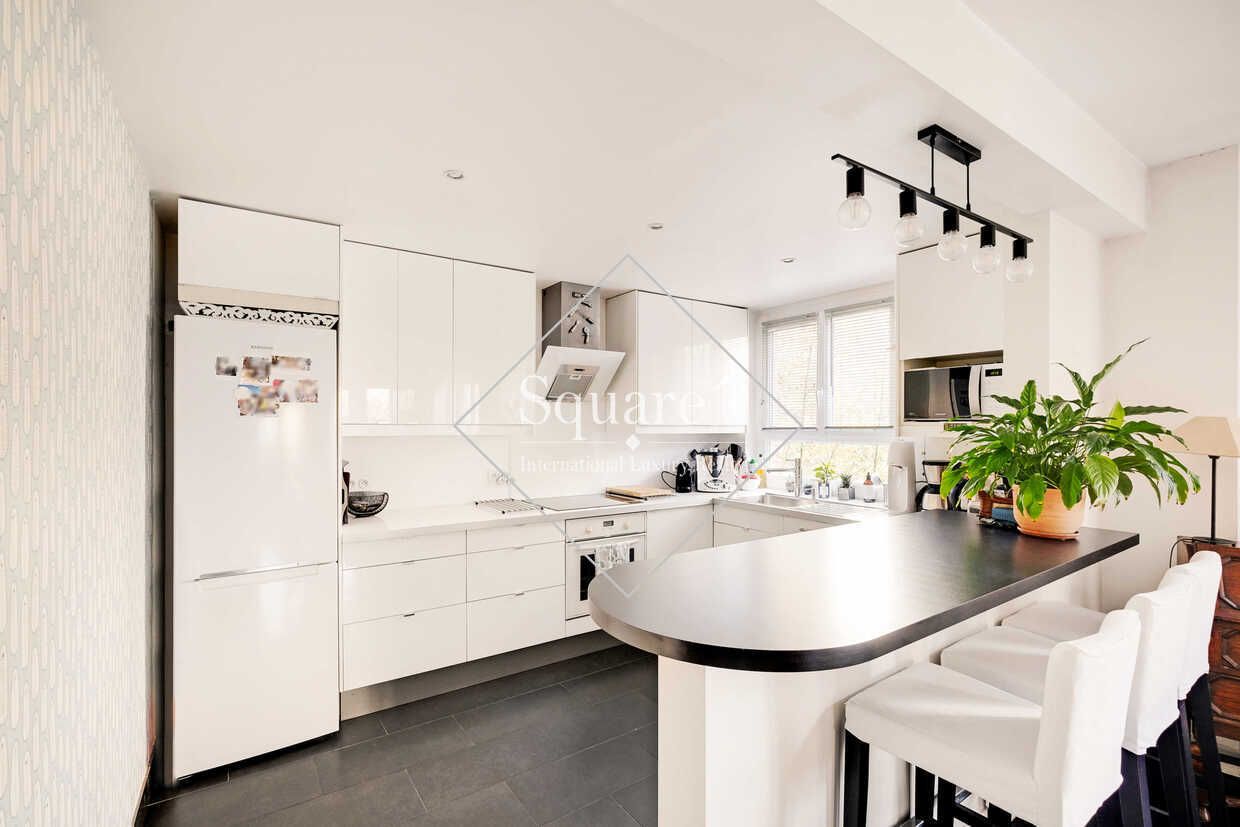 apartment 6 Rooms for sale on Neuilly-sur-Seine (92200)