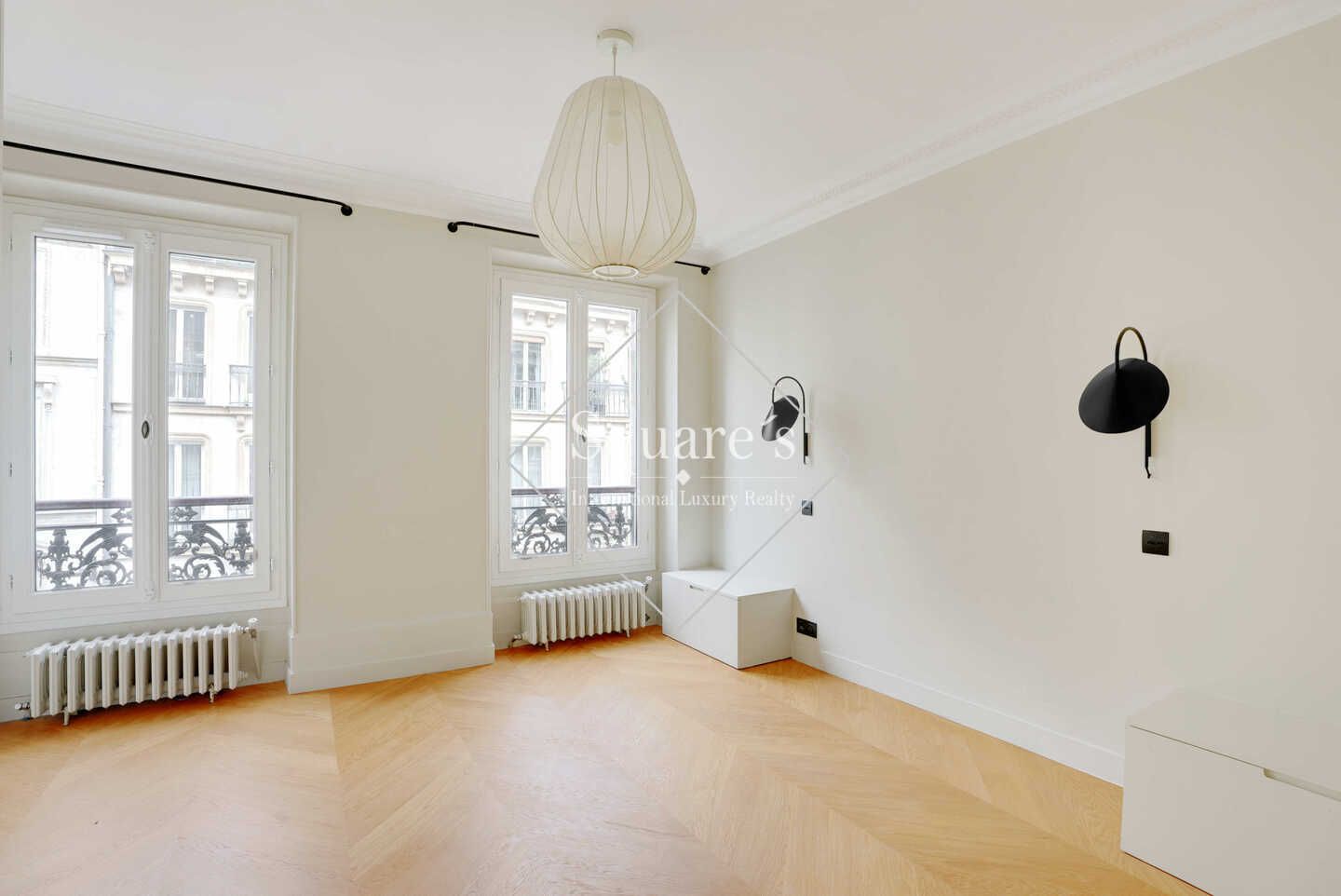 apartment 5 Rooms for sale on Paris 9ème (75009)