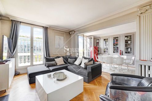 Sale Apartment Paris 17ème 5&nbsp;Rooms 106&nbsp;m²