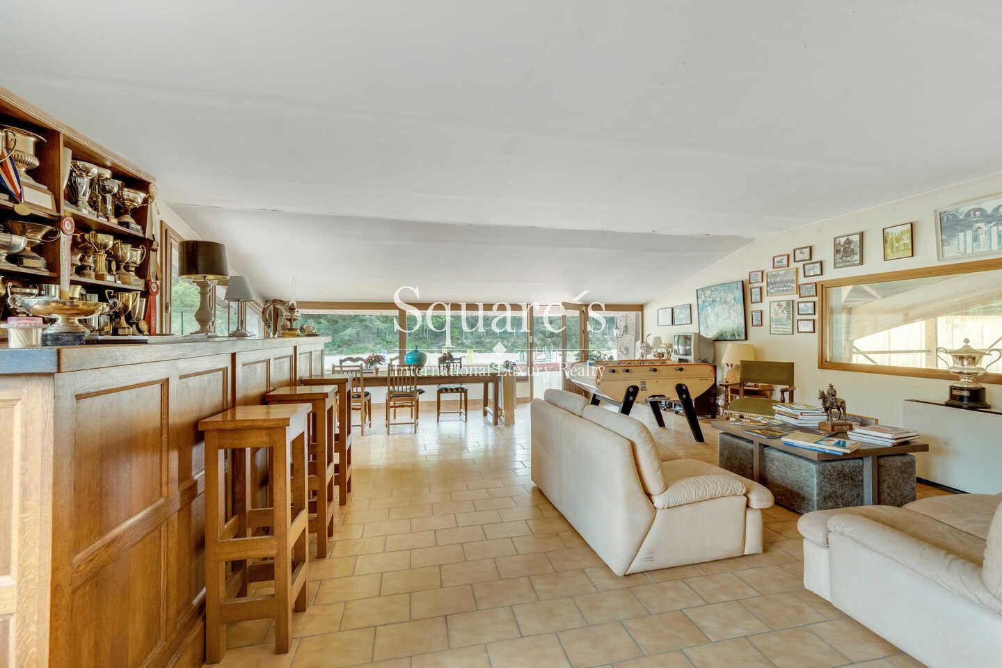 maison 6 Pièces en vente sur Montfort L'Amaury (78490)