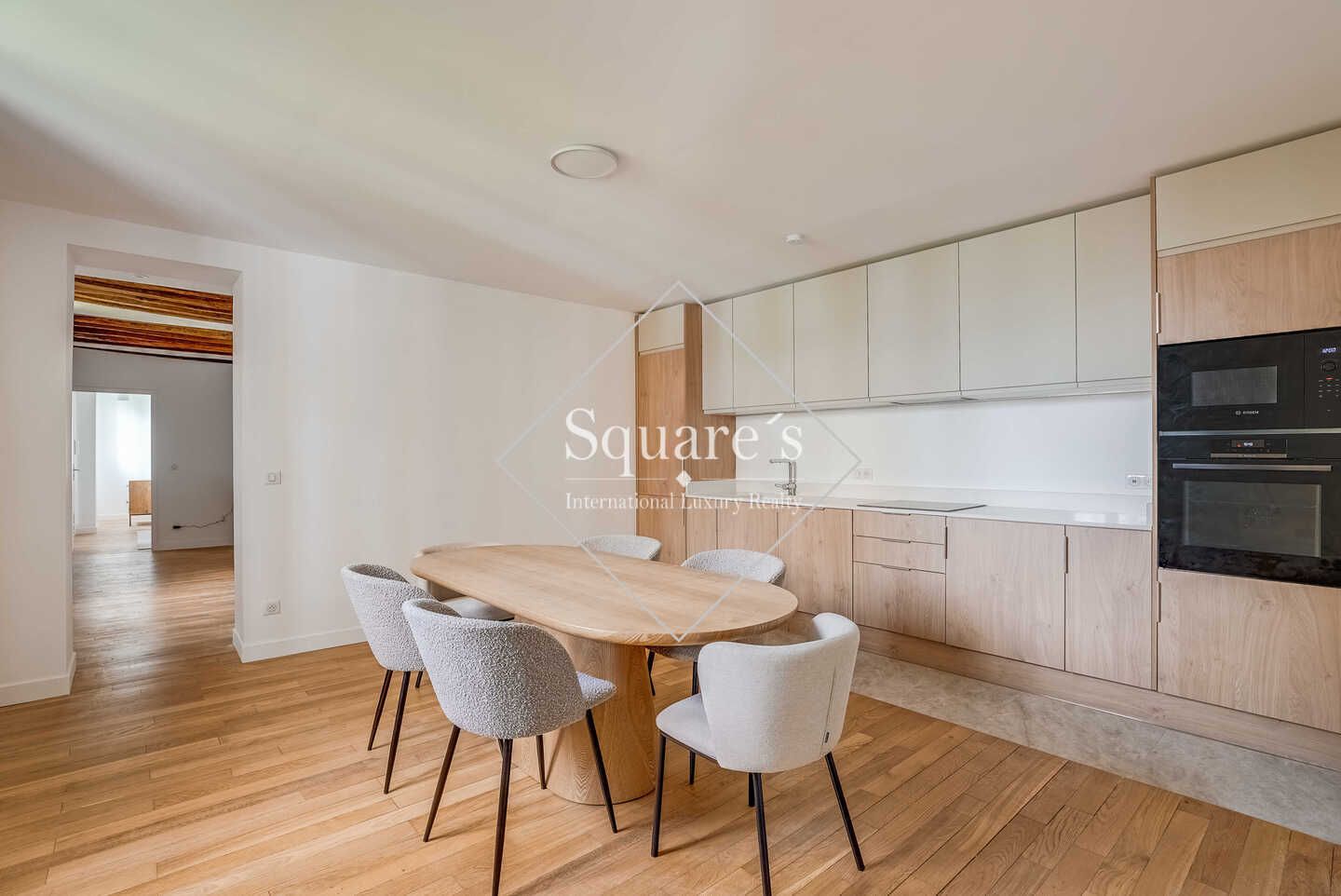 apartment 5 Rooms for sale on Paris 9ème (75009)