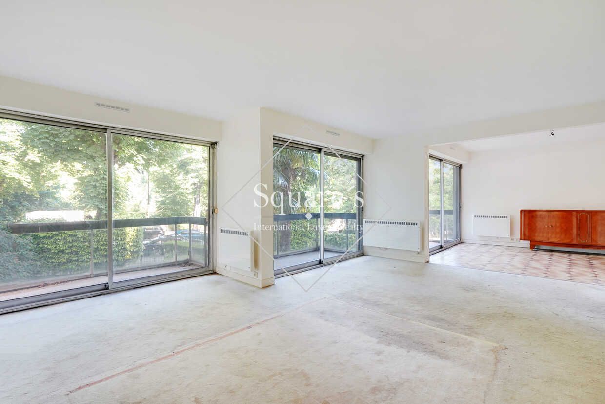 apartment 5 Rooms for sale on Neuilly-sur-Seine (92200)