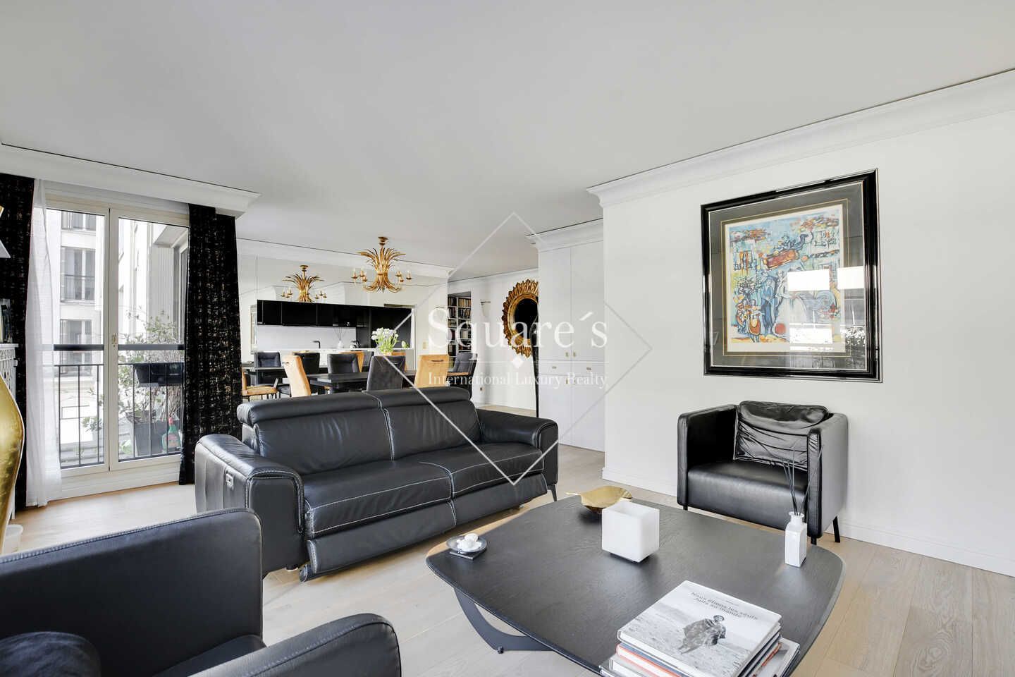 apartment 4 Rooms for sale on Neuilly-sur-Seine (92200)