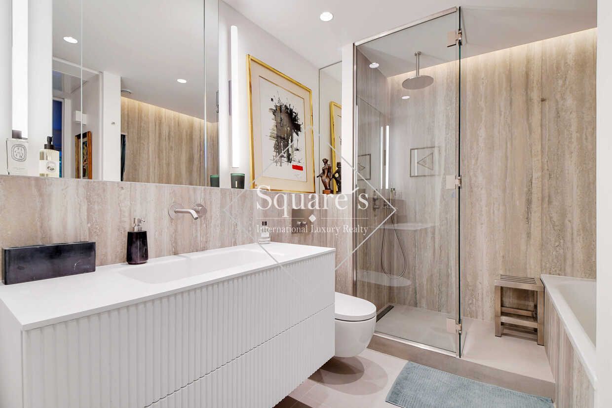 apartment 2 Rooms for sale on Neuilly-sur-Seine (92200)