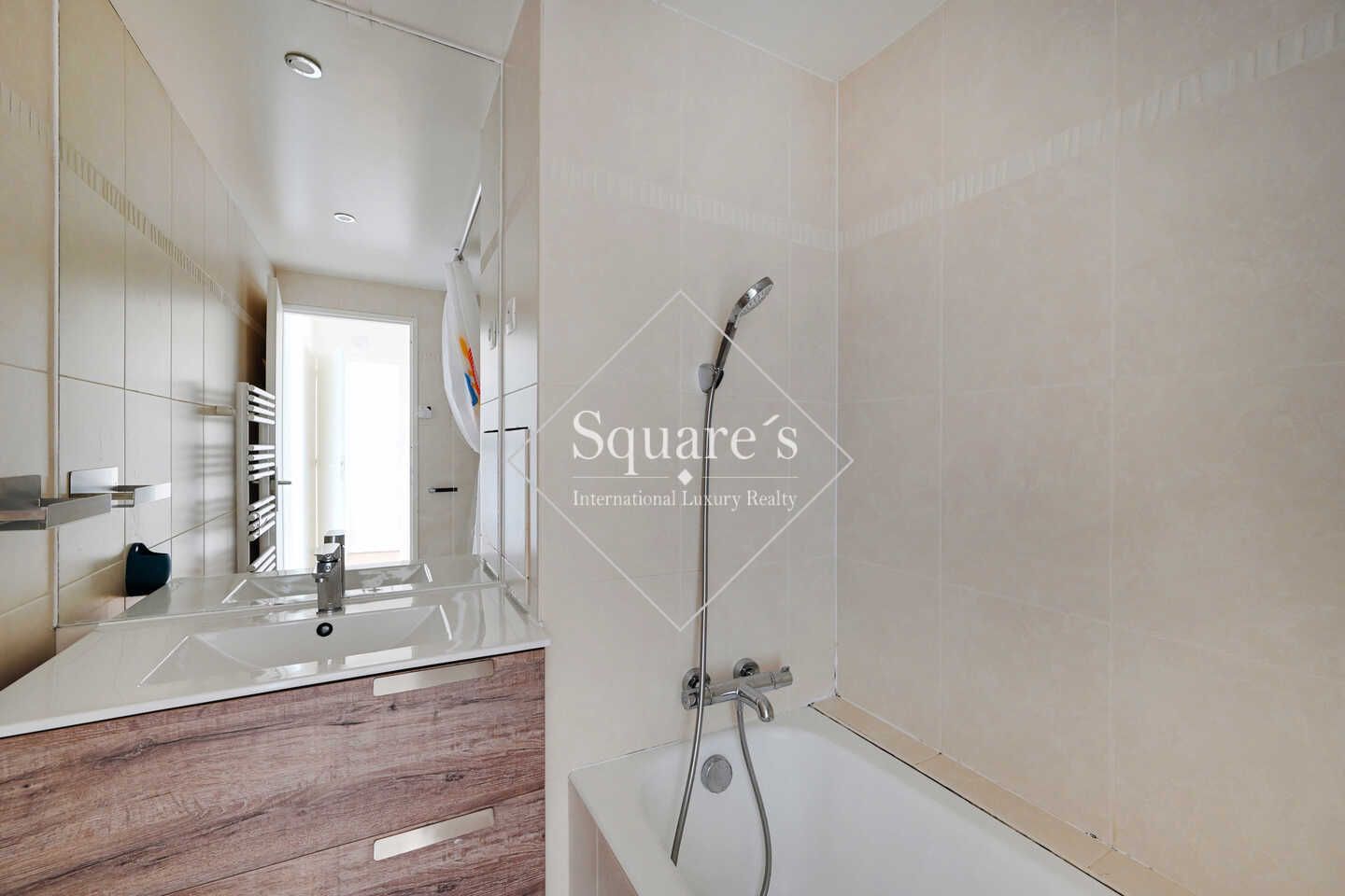 appartement 7 Pièces en vente sur La Garenne Colombes (92250)