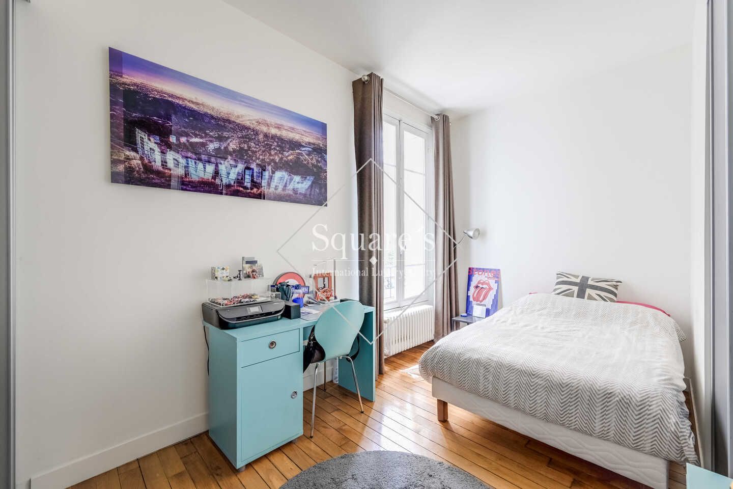 apartment 4 Rooms for sale on Neuilly-sur-Seine (92200)