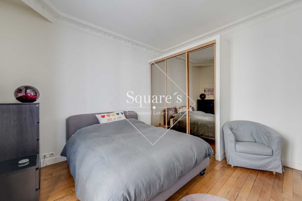apartment 4 Rooms for sale on Neuilly-sur-Seine (92200)
