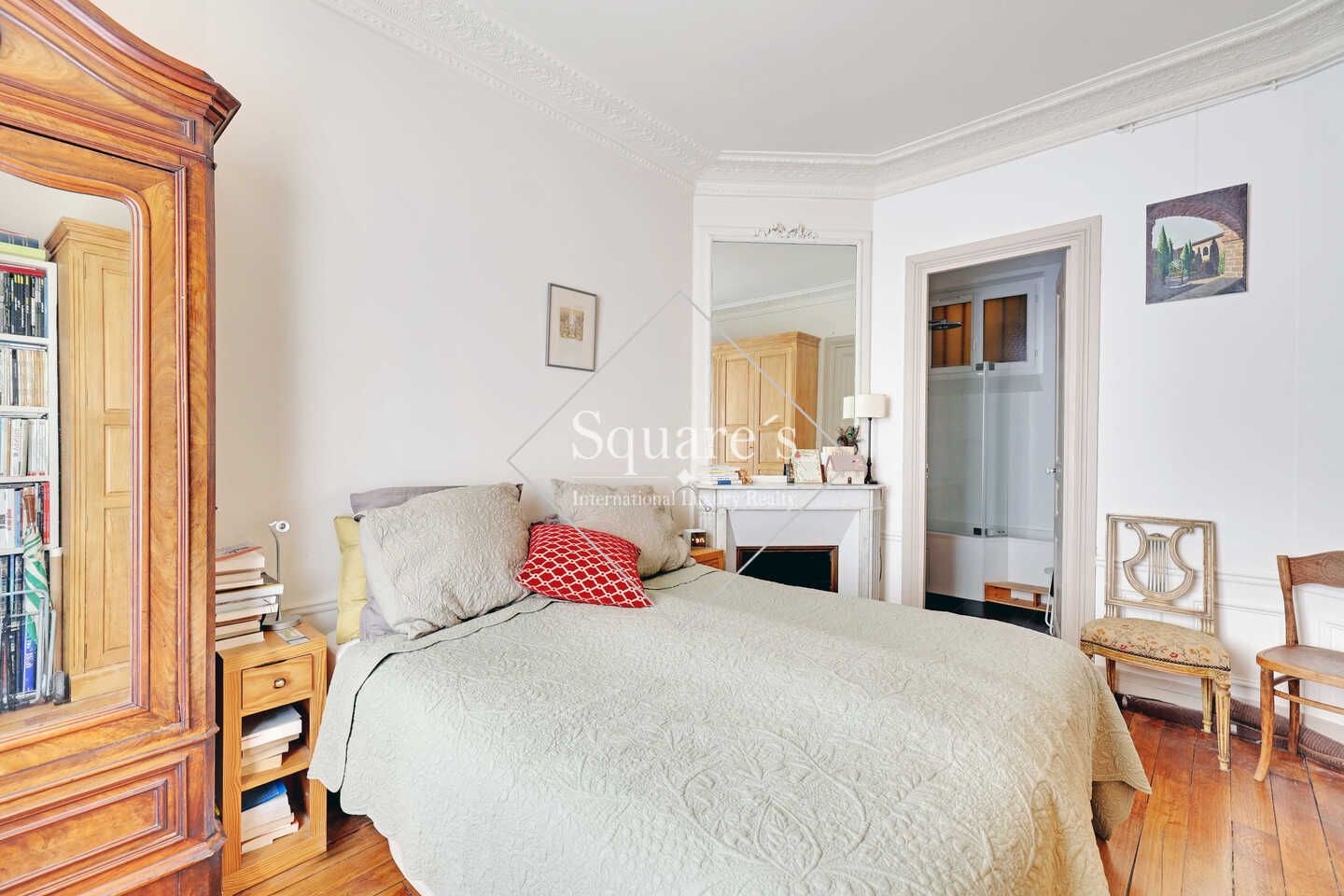 apartment 4 Rooms for sale on Paris 17ème (75017)