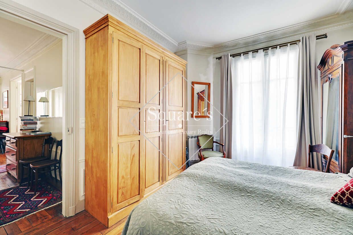 apartment 4 Rooms for sale on Paris 17ème (75017)