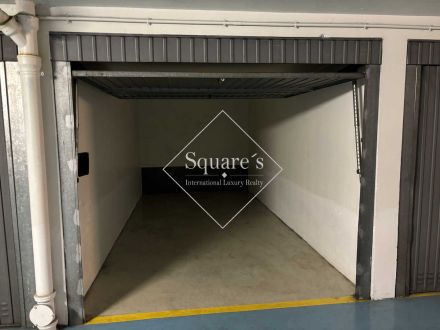 Sale Parking space Neuilly-sur-Seine 13&nbsp;m²
