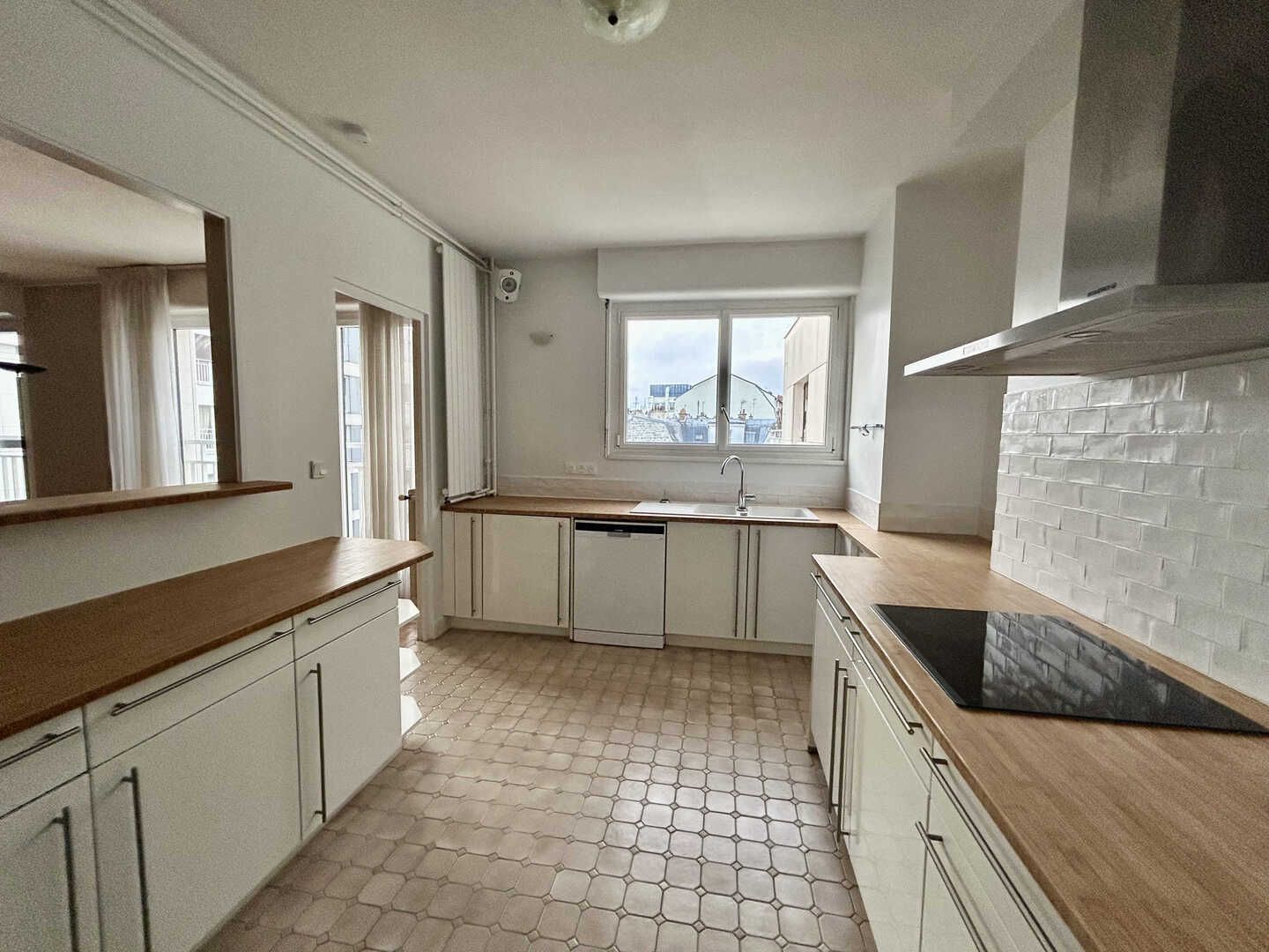 apartment 4 Rooms for rent on Paris 16ème (75016)