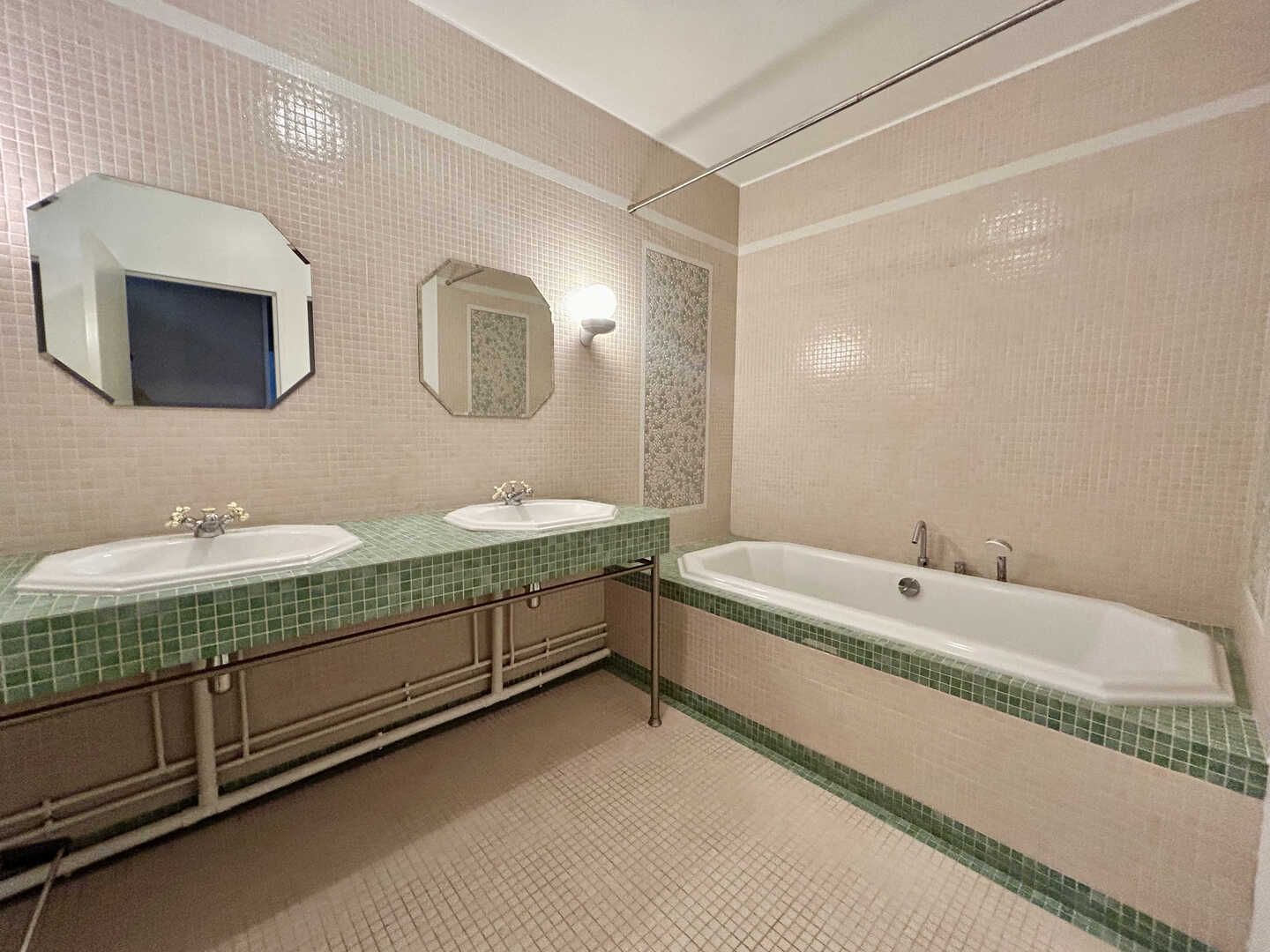 apartment 4 Rooms for rent on Paris 16ème (75016)