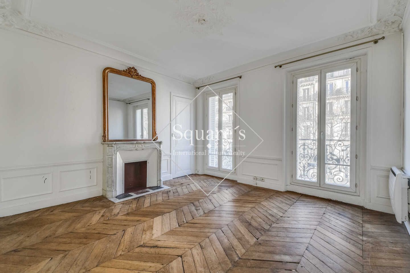 apartment 4 Rooms for sale on Paris 18ème (75018)
