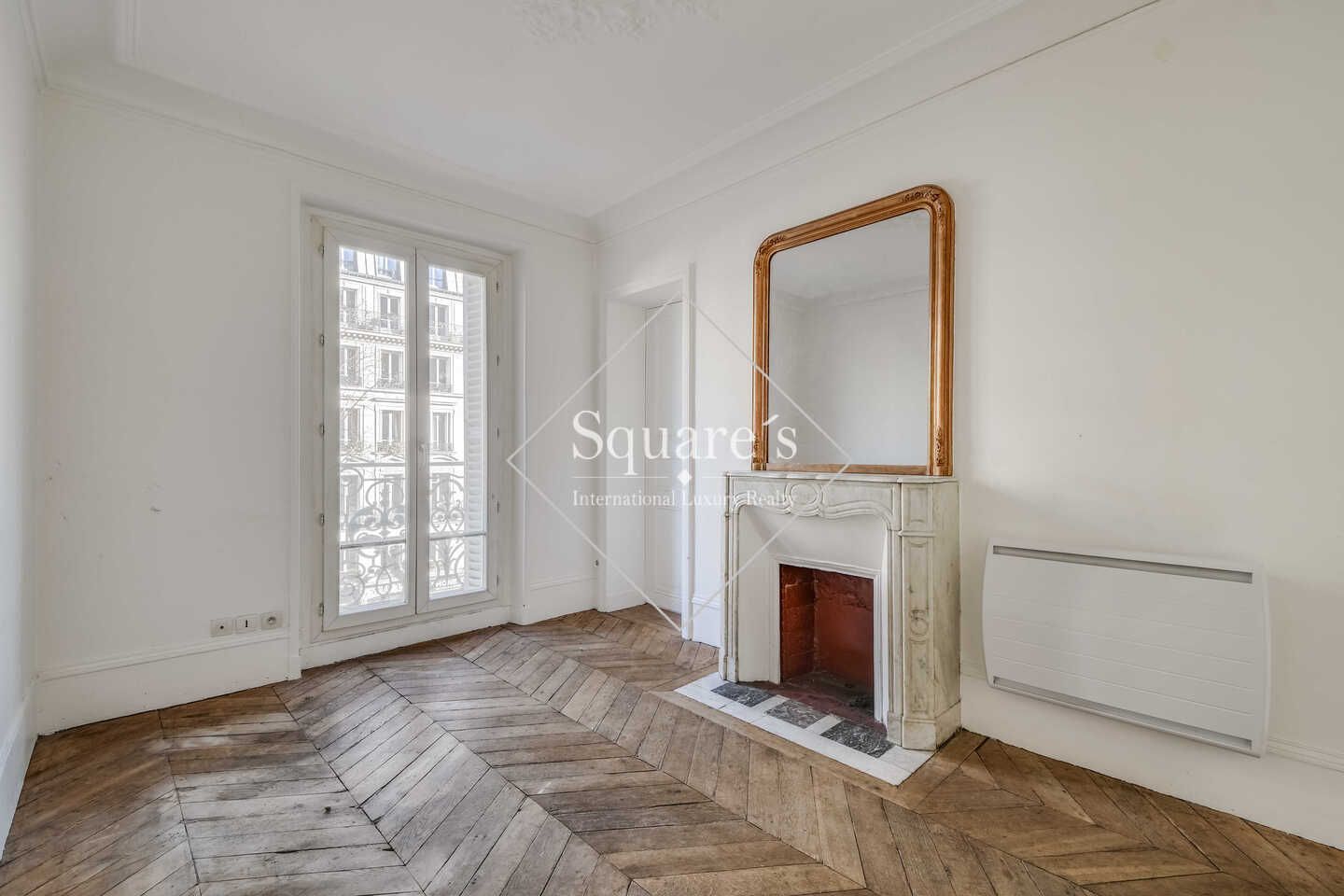apartment 4 Rooms for sale on Paris 18ème (75018)