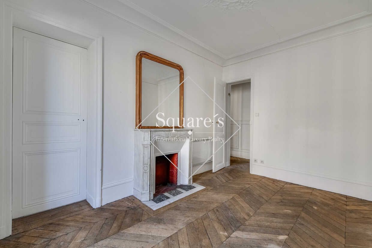 apartment 4 Rooms for sale on Paris 18ème (75018)