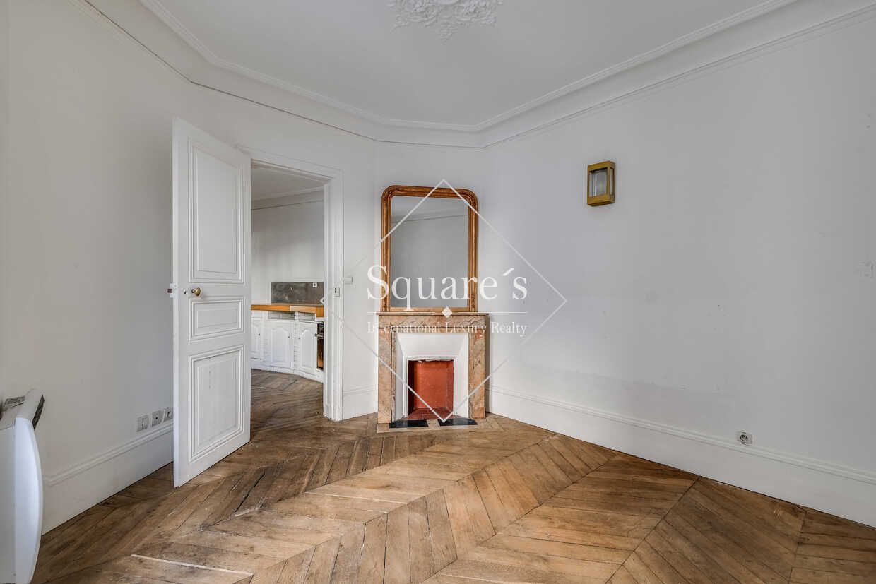apartment 4 Rooms for sale on Paris 18ème (75018)