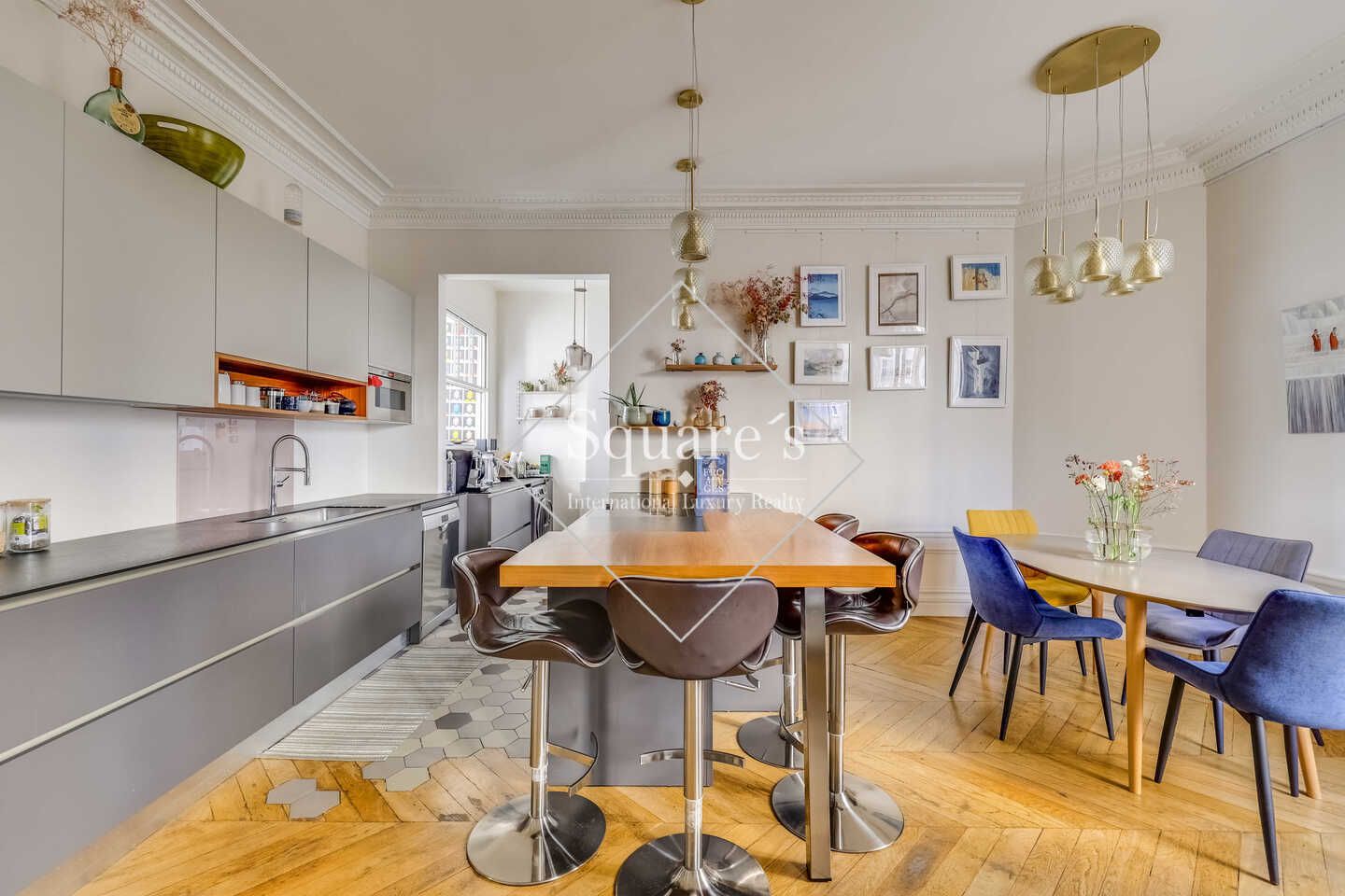 apartment 4 Rooms for sale on Paris 17ème (75017)