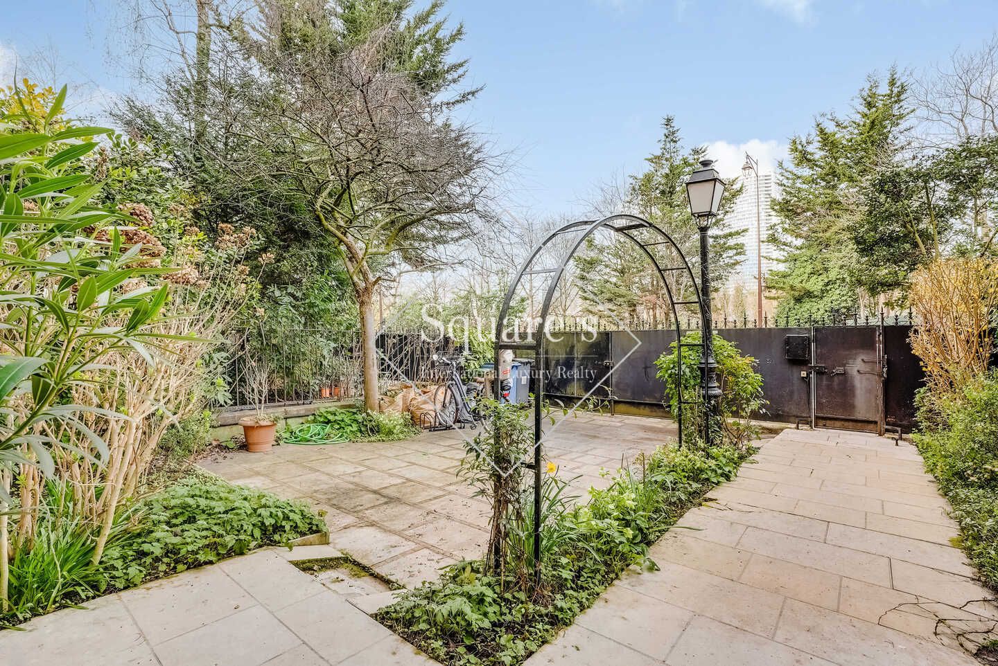 apartment 4 Rooms for rent on Neuilly-sur-Seine (92200)