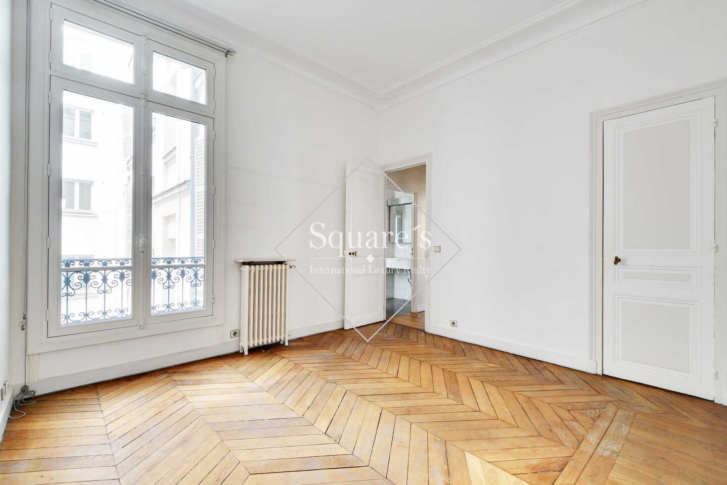 apartment 5 Rooms for sale on Paris 7ème (75007)