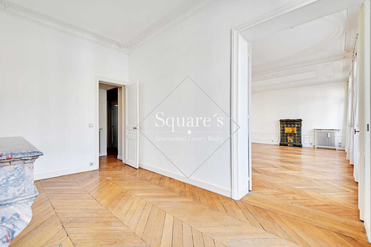 apartment 5 Rooms for sale on Paris 7ème (75007)