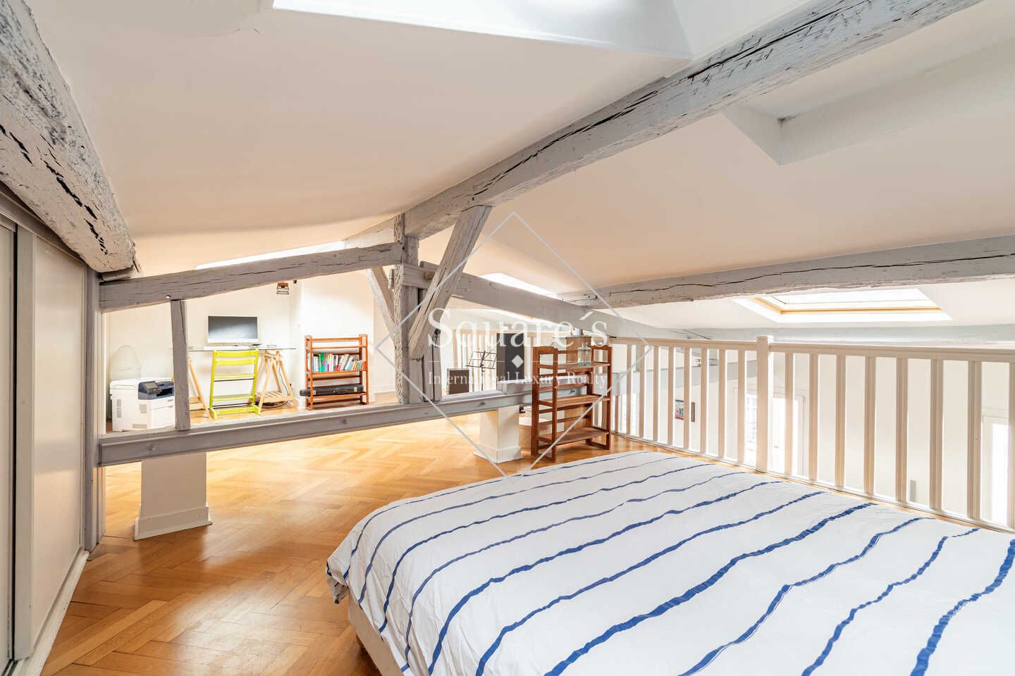 apartment 5 Rooms for sale on Paris 17ème (75017)