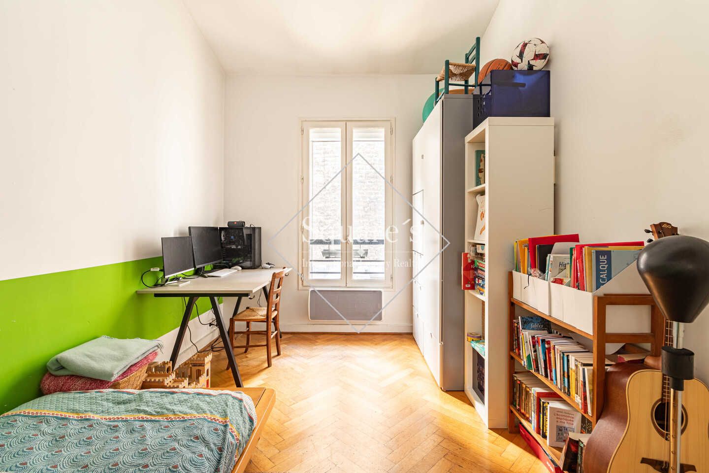apartment 5 Rooms for sale on Paris 17ème (75017)