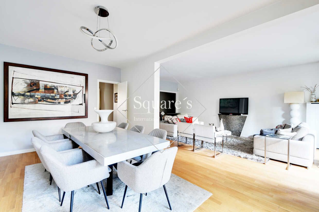 apartment 5 Rooms for sale on Neuilly-sur-Seine (92200)