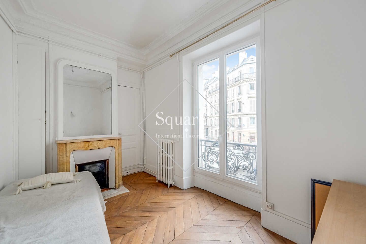 apartment 4 Rooms for sale on Paris 9ème (75009)