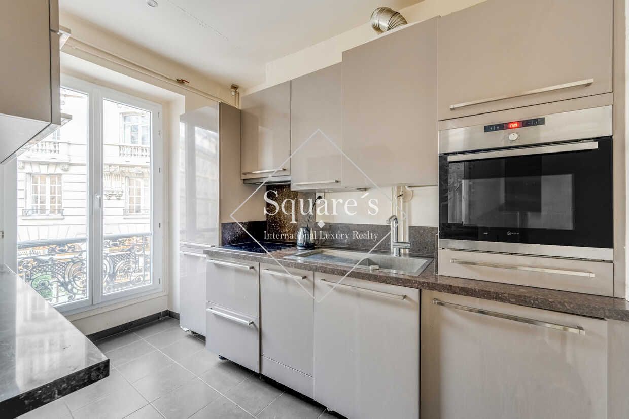 apartment 4 Rooms for sale on Paris 9ème (75009)