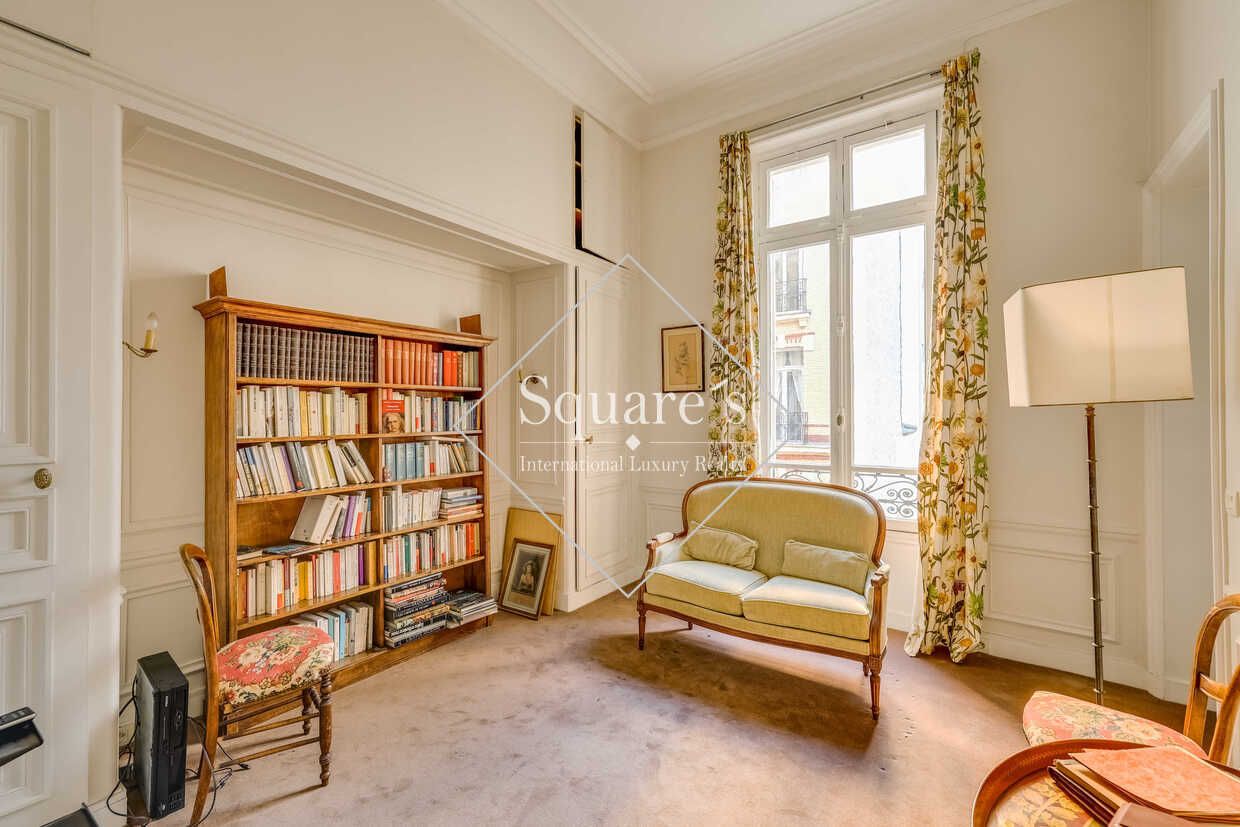 apartment 10 Rooms for sale on Paris 16ème (75016)