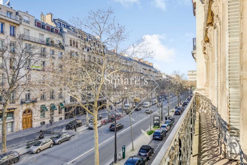 apartment 10 Rooms for sale on Paris 16ème (75016)