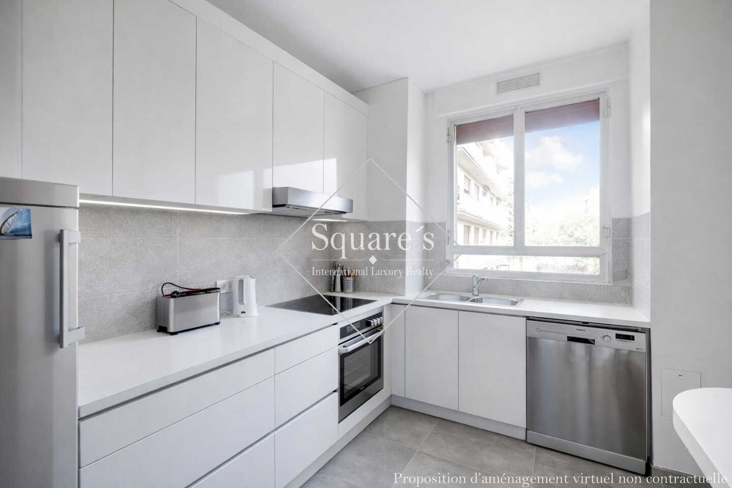 apartment 7 Rooms for sale on Neuilly-sur-Seine (92200)