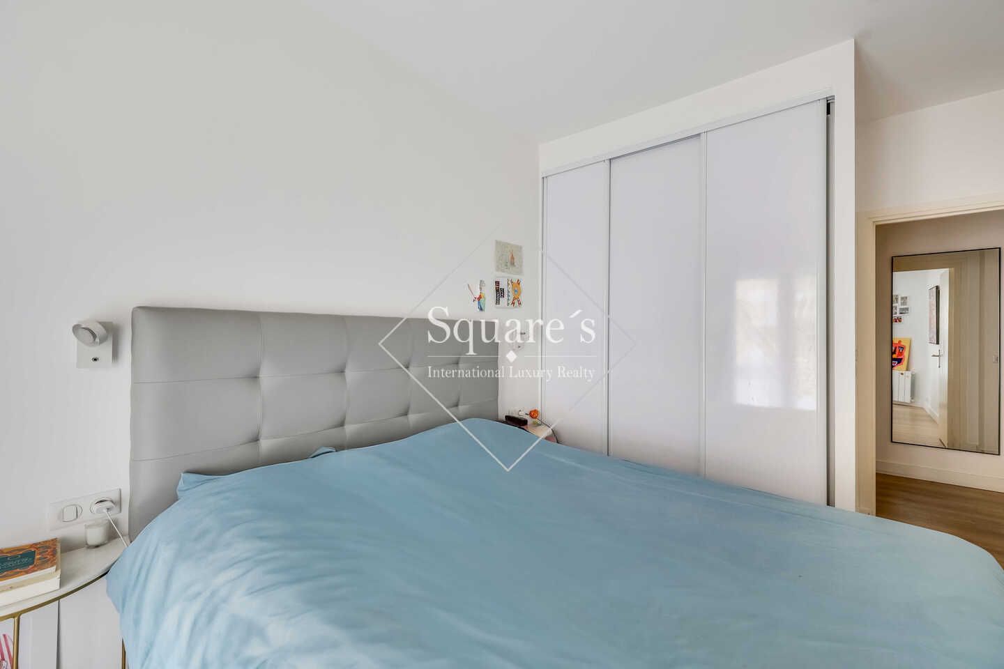 apartment 3 Rooms for sale on Neuilly-sur-Seine (92200)