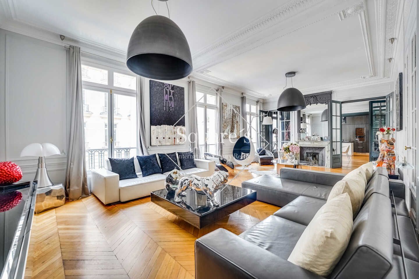 apartment 5 Rooms for sale on Paris 17ème (75017)