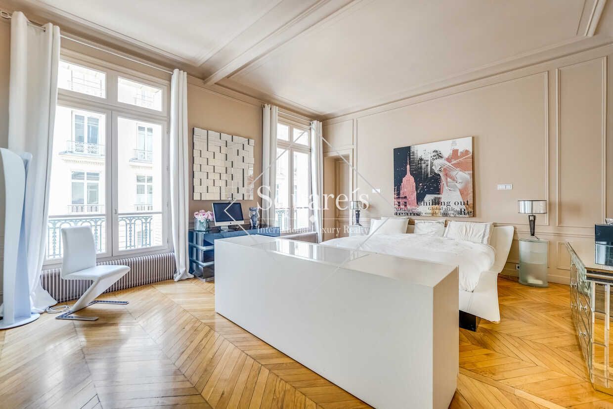 apartment 5 Rooms for sale on Paris 17ème (75017)