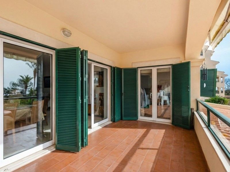 apartment 5 Rooms for sale on Cascais (2750)