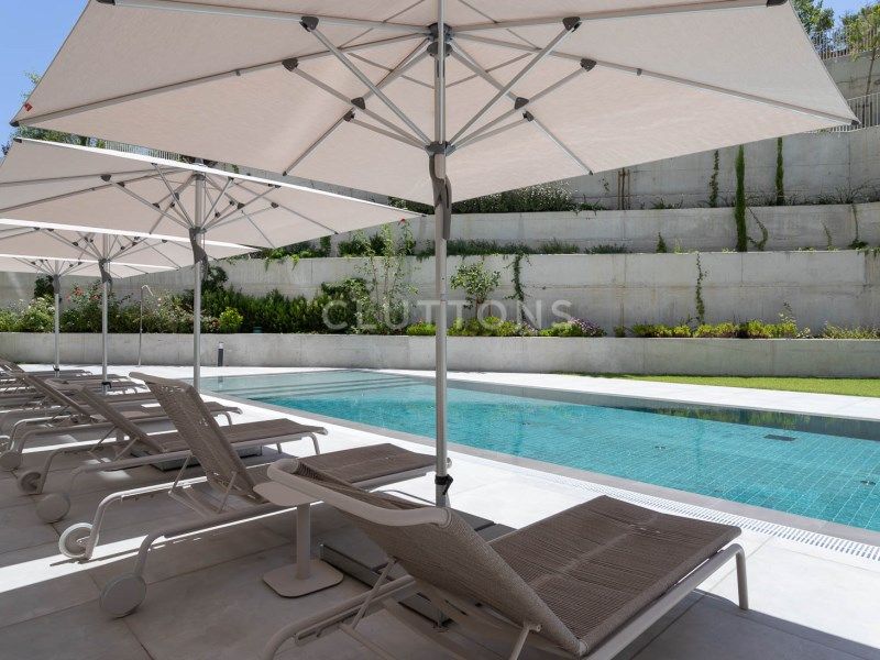 appartement 8 Pièces en vente sur Lisboa (1990)