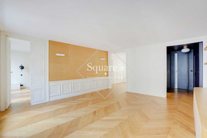 Sale Apartment Paris 9ème 5&nbsp;Rooms 101&nbsp;m²