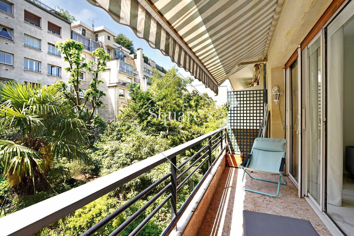 apartment 2 Rooms for sale on Neuilly-sur-Seine (92200)