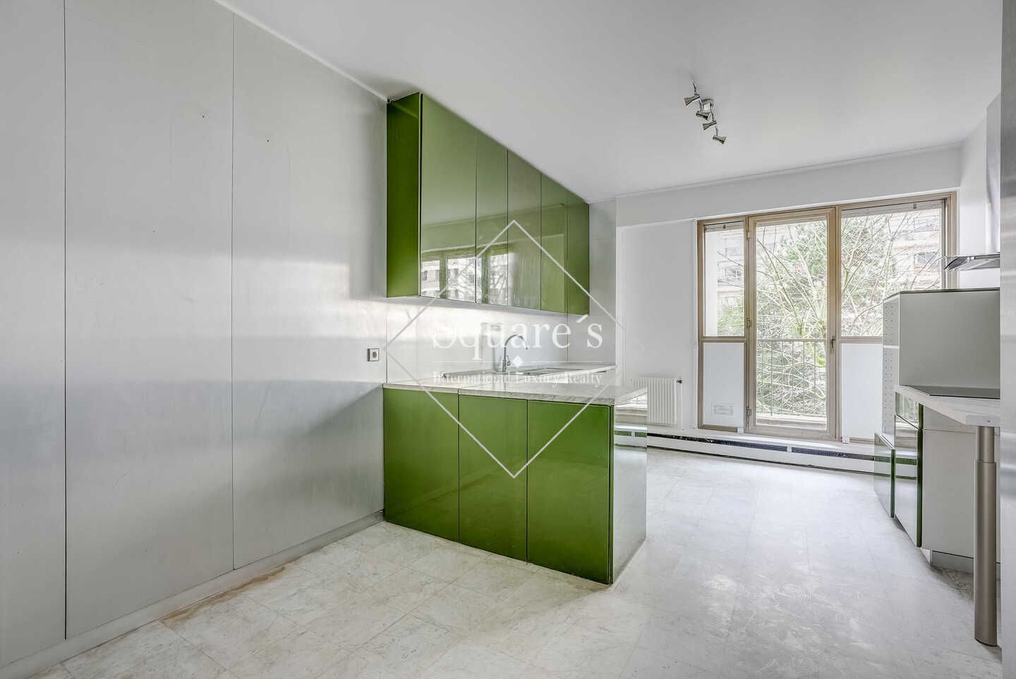 apartment 7 Rooms for rent on Paris 16ème (75016)